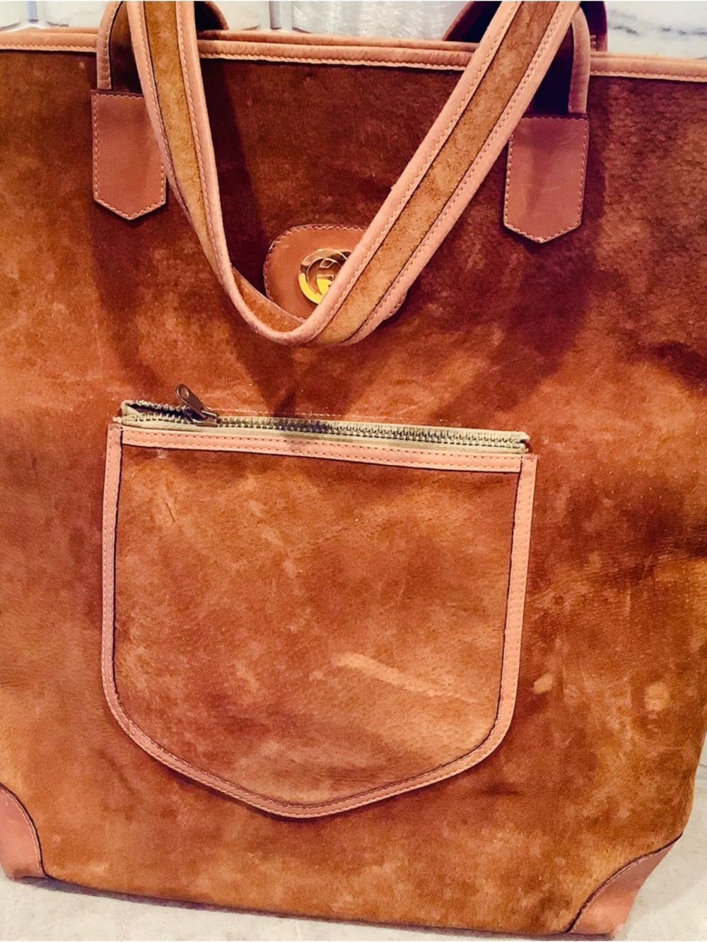 Gucci Brown Suede Tote with Front Zip Pocket - Picture 2 of 10